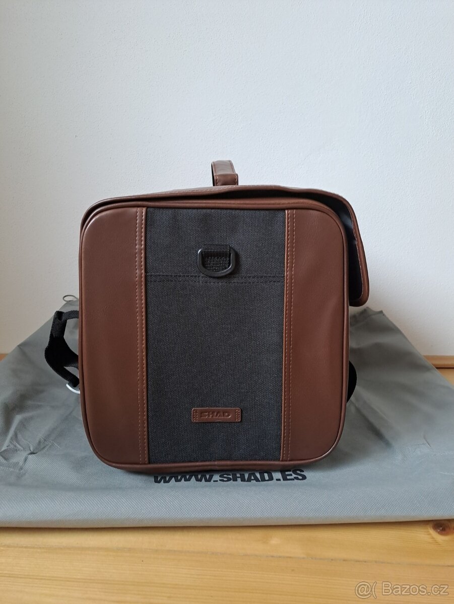 Zadní brašna Shad na motorku - 5
