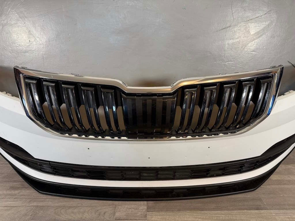 ŠKODA KAROQ - 2017-2020 - 57A - nárazník OST + maska - 5