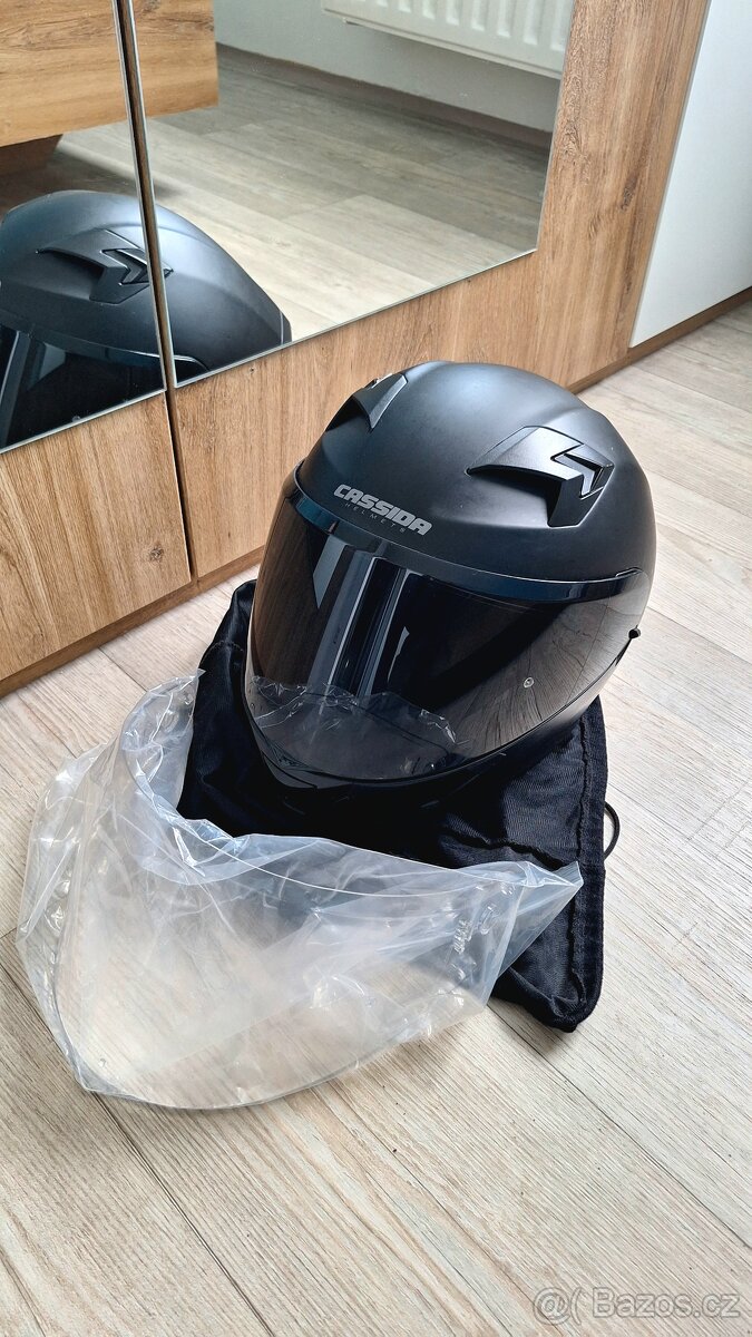 Integrální helma Cassida - 5