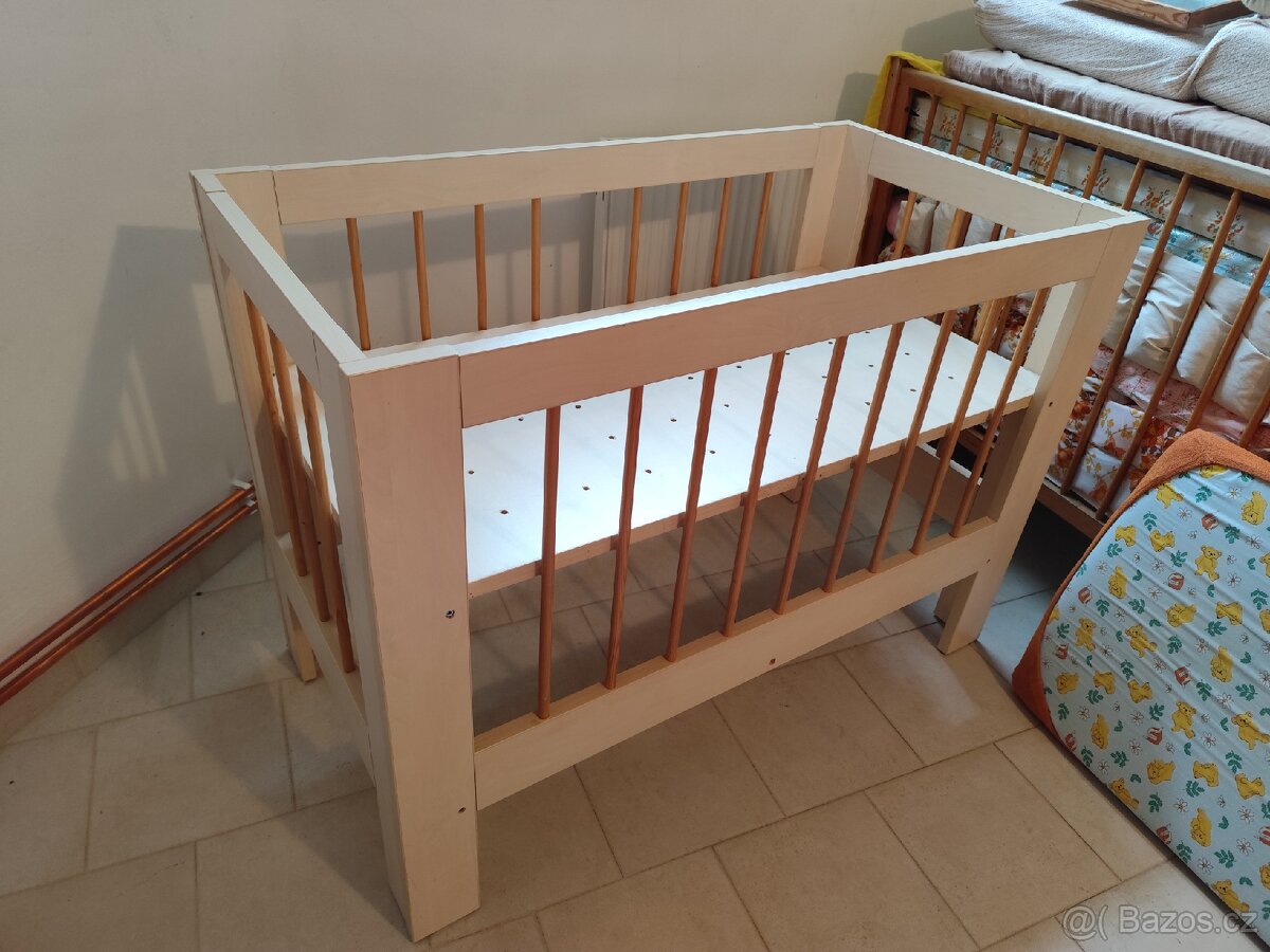 Kvalitní dětská postýlka s přebalovacím pultem - 5