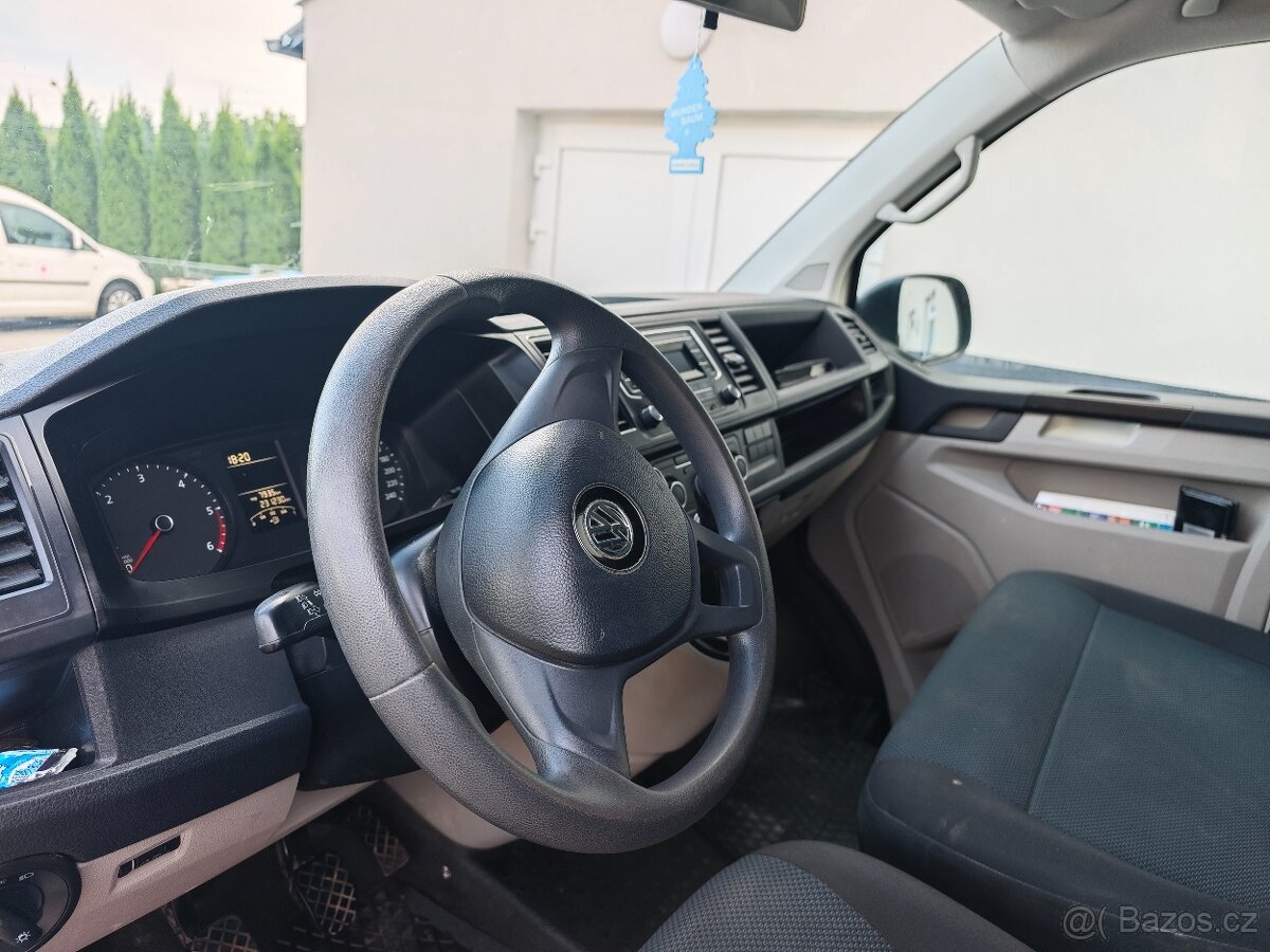 VW Transporter T6 - 5