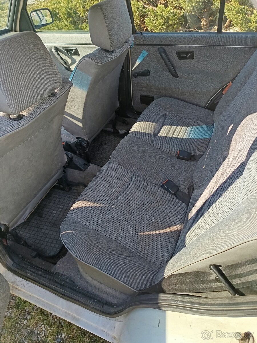 Volkswagen Golf MK2 - 5