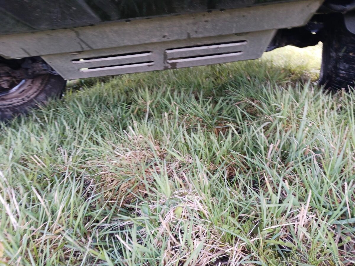 Toyota Hilux 2.8 r.v2022 v záruce DPH,webasto,manual