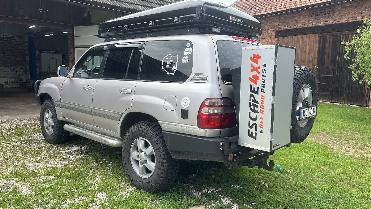 Toyota land cruiser 100