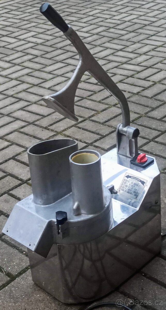 Krouhač, plátkovač zeleniny a sýrů - 5