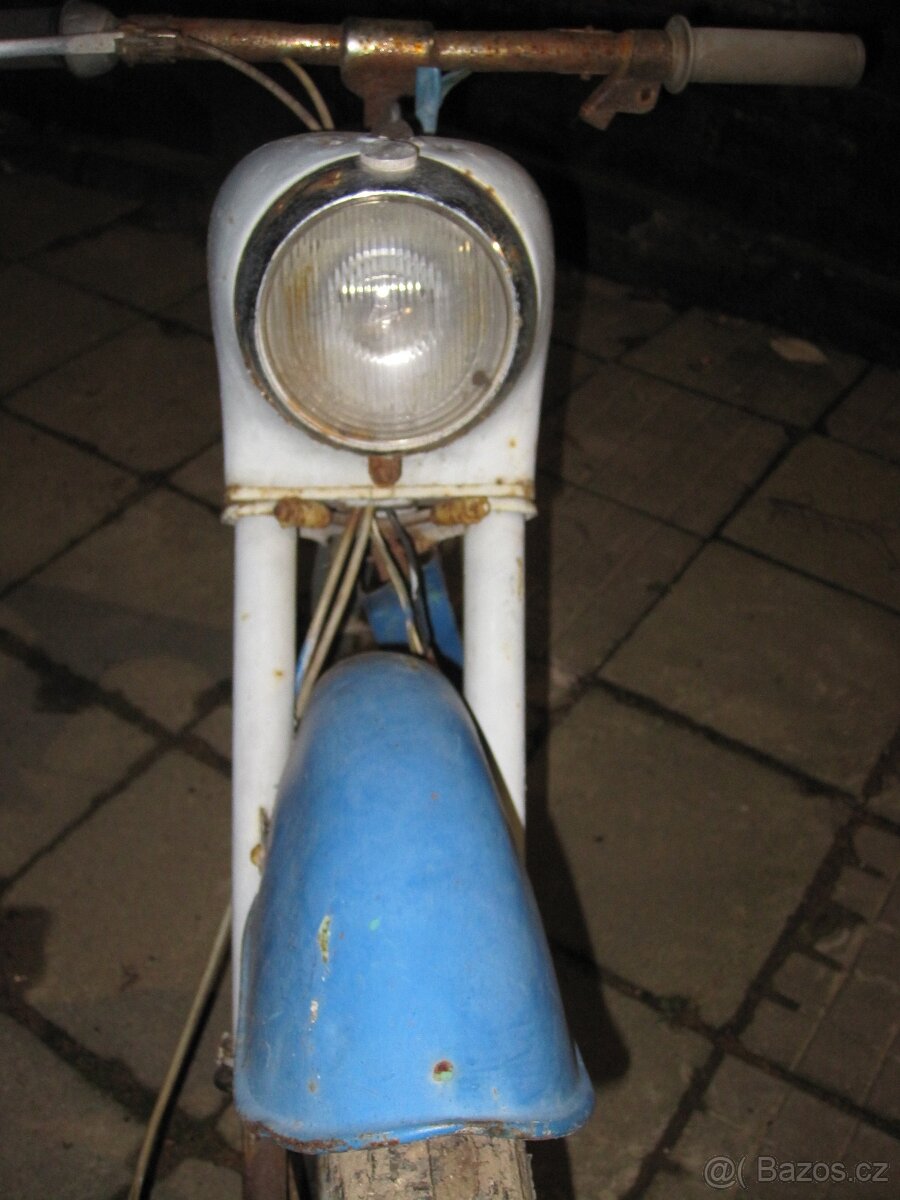 přední část pionýr 05;555 - 5