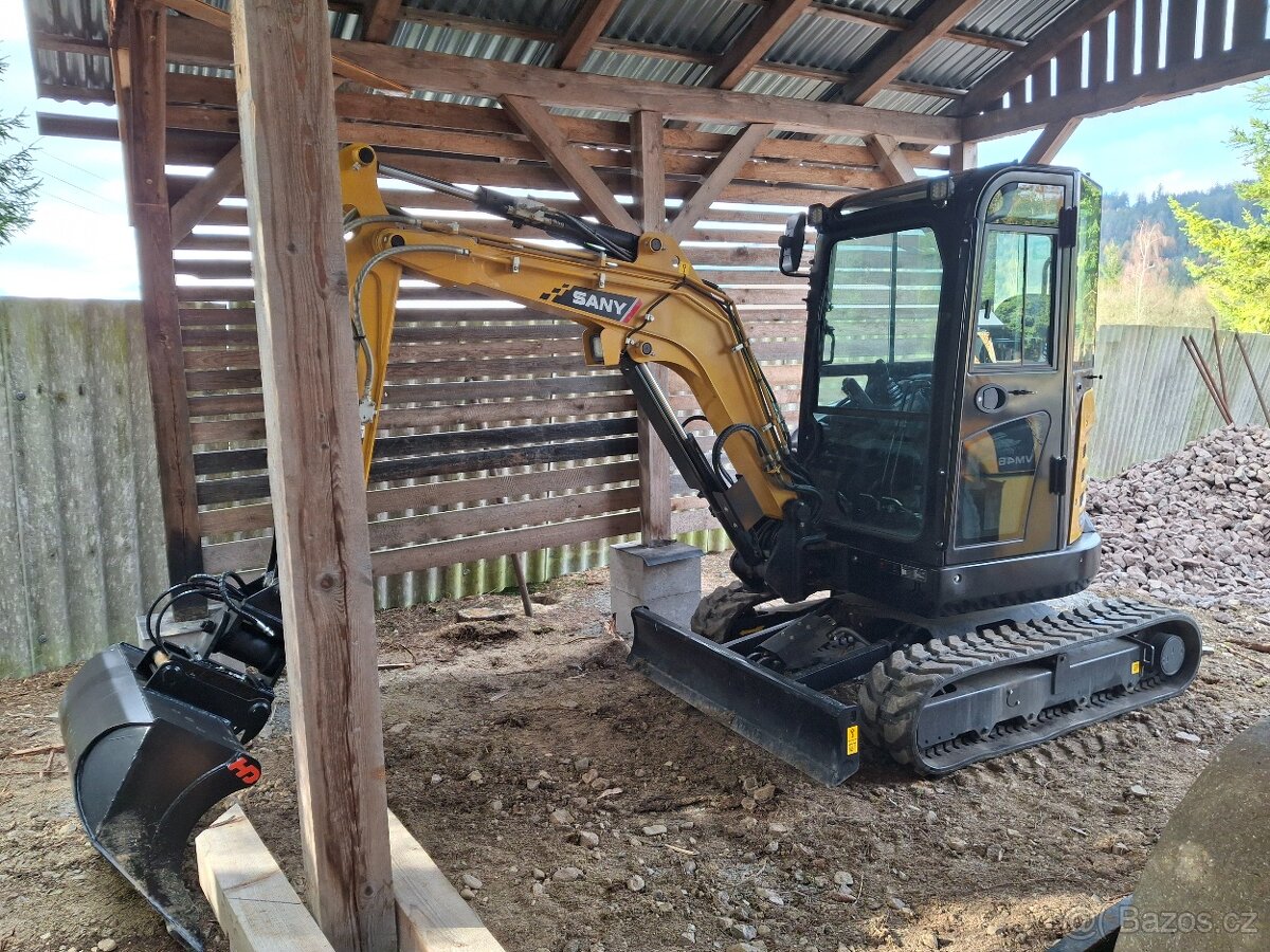 Minibagr SANY 26, pásové minirypadlo 2,8 tuny + powertilt. - 5