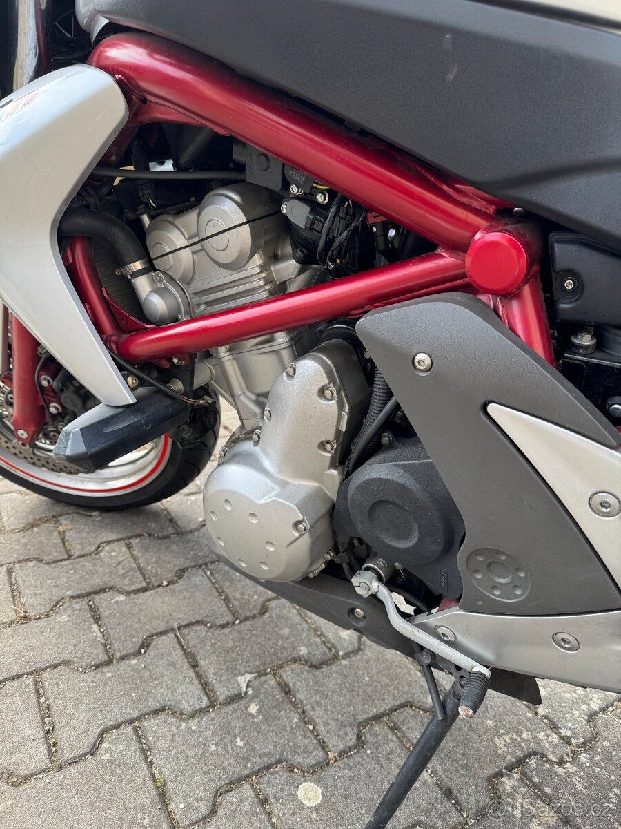 Kawasaki ER-6N ABS - 5