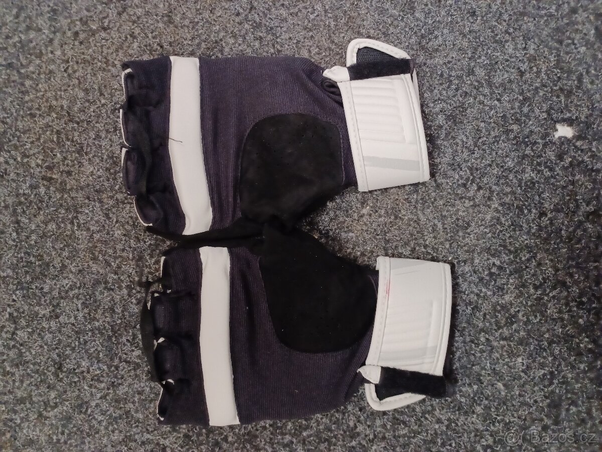 MMA rukavice helma - 5