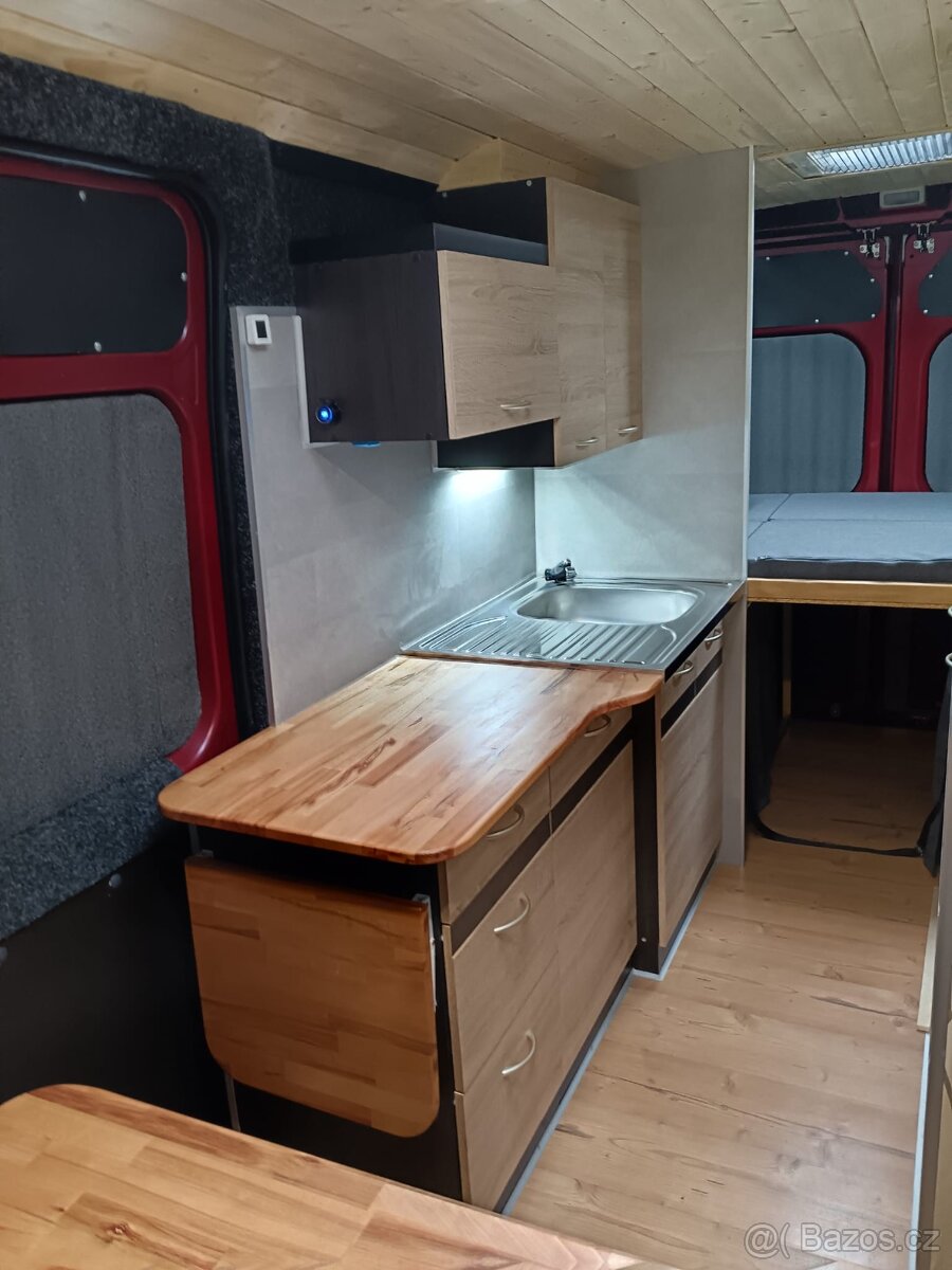 Obytná dodávka PEUGEOT BOXER - 5