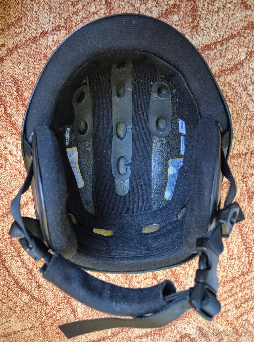 Lyžařská helma Giro - 5