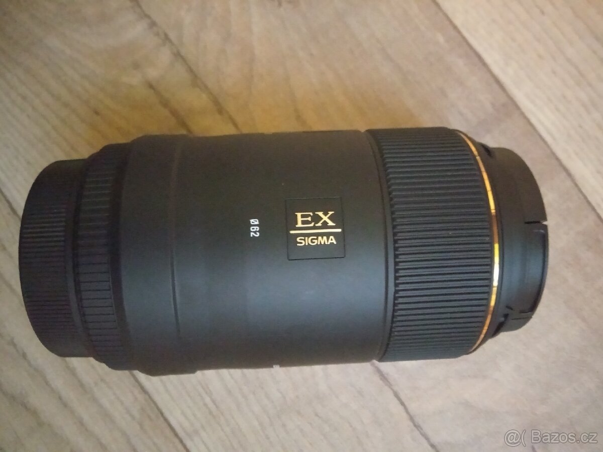 Objektiv Sigma 105 mm - 5