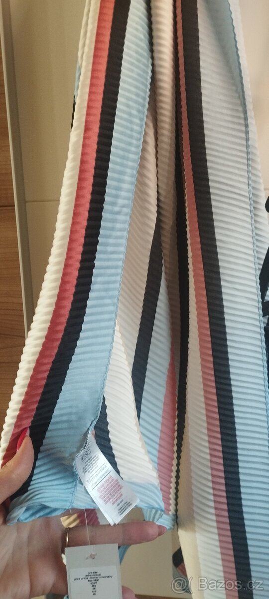 Kabelka nová, šátek nový - 5