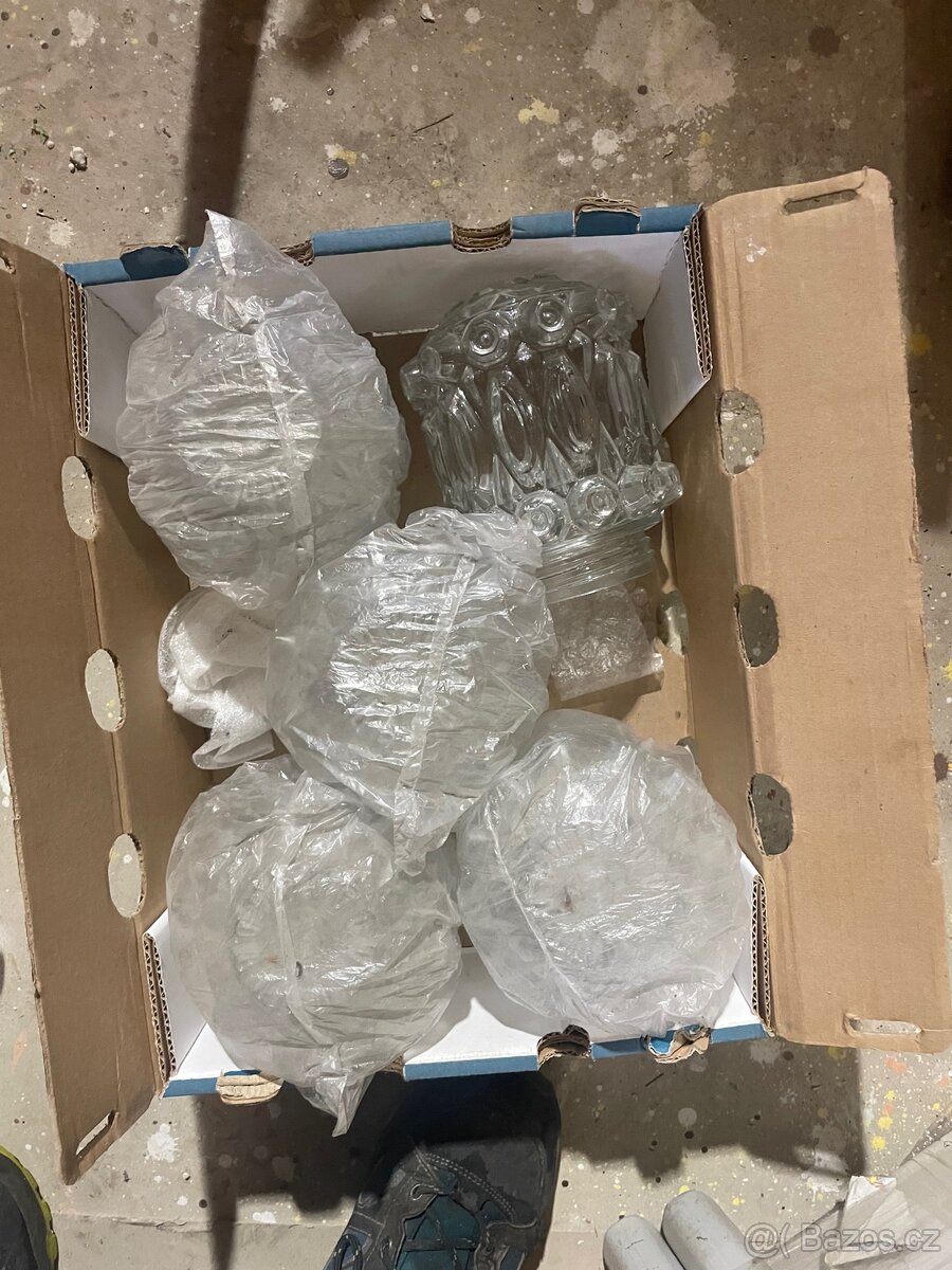 Vysavač Jupiter, lustr, mixer - 5