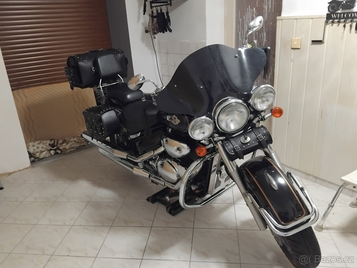 Suzuki Intruder 800 Volusia - 5