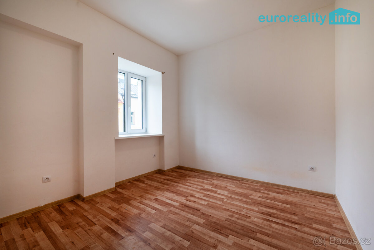 Pronájem, byt 3+kk, 58 m2, Luby, ul. Revoluční - 5