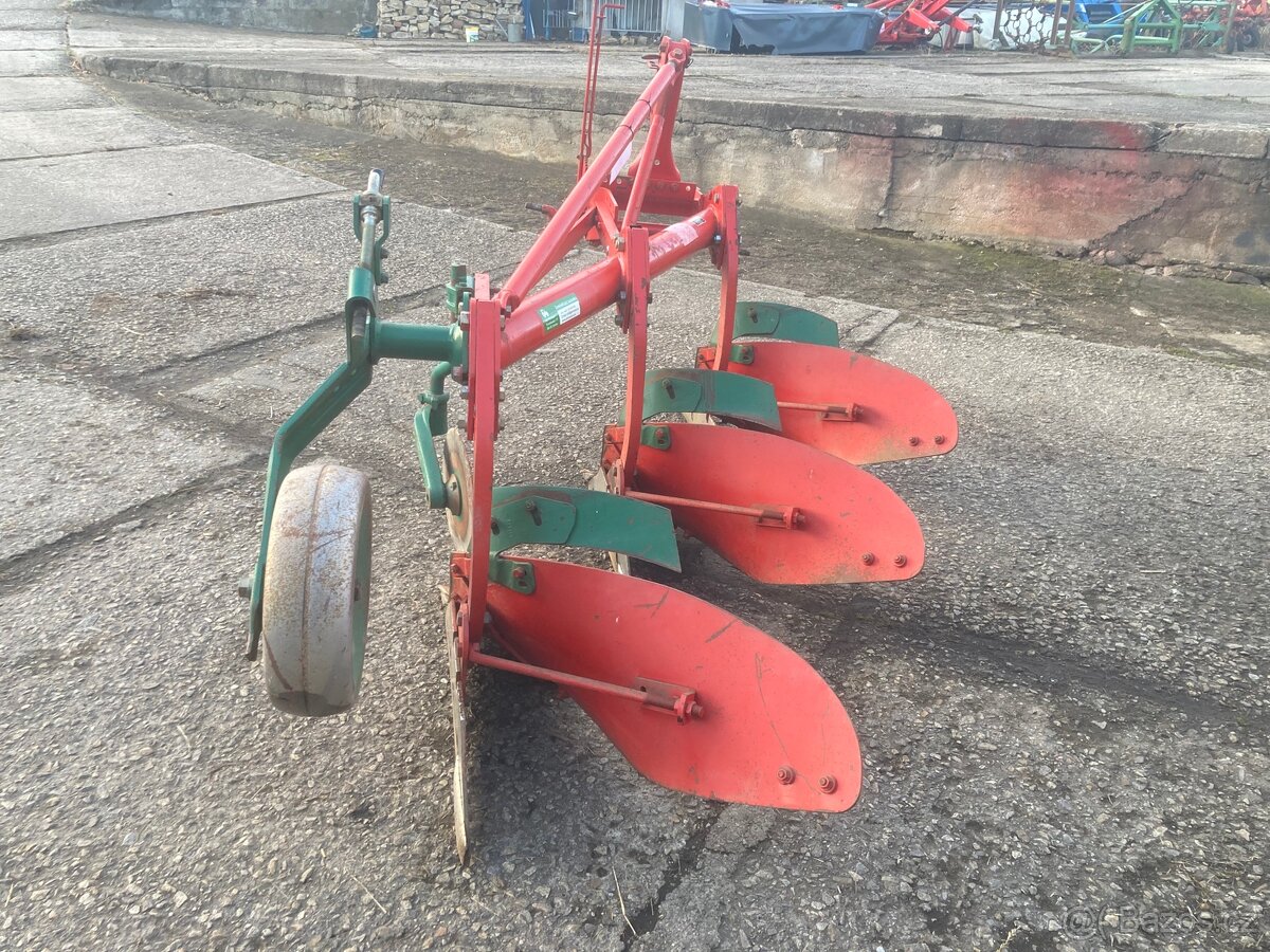 Pluh trojradličný Kverneland - 5