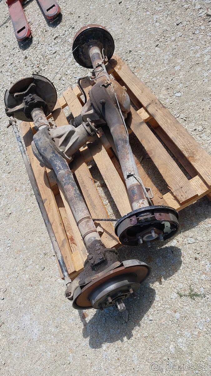 Suzuki Samurai – Nápravy široké - 5