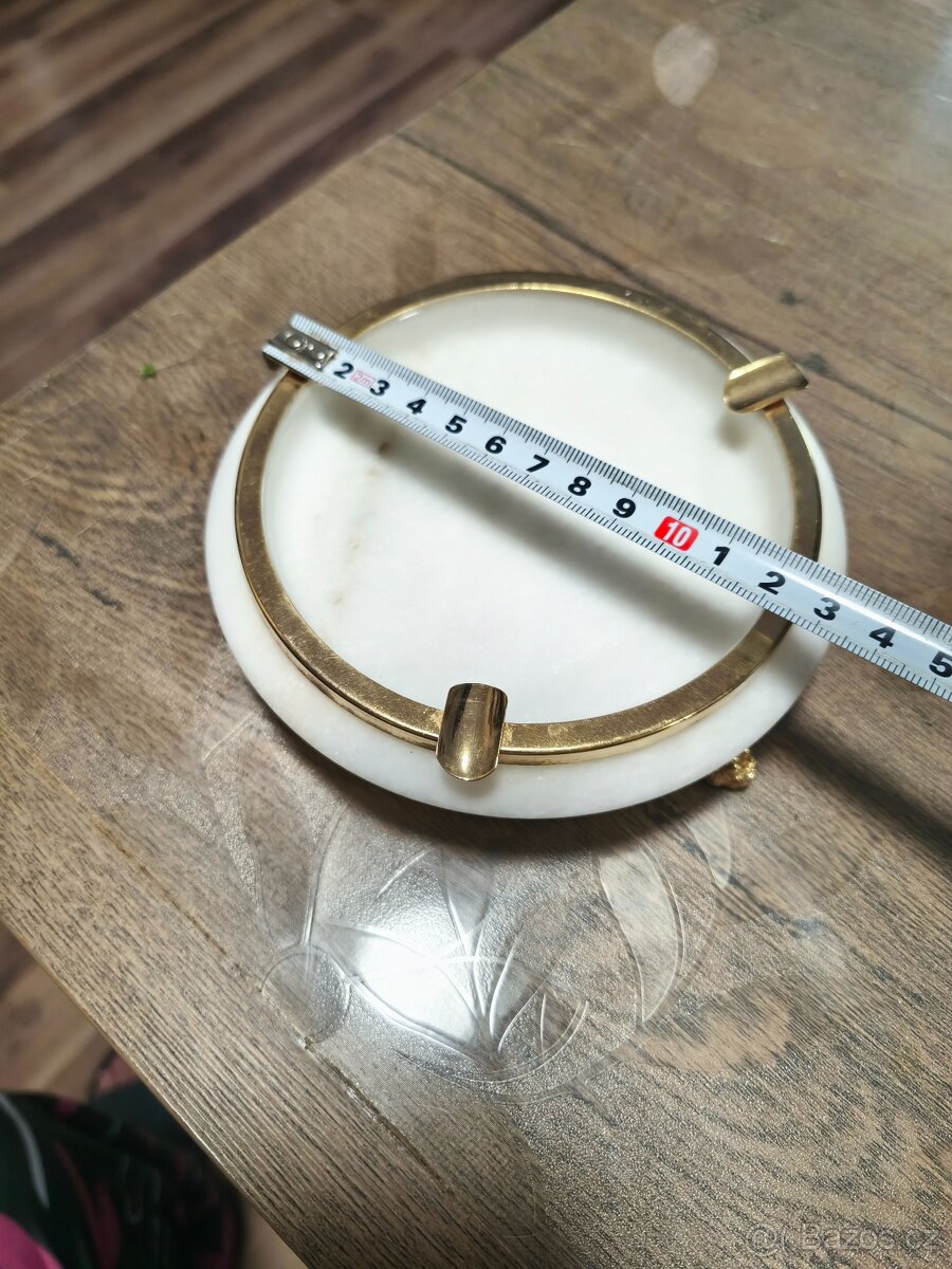 Mramorový popelník. - 5