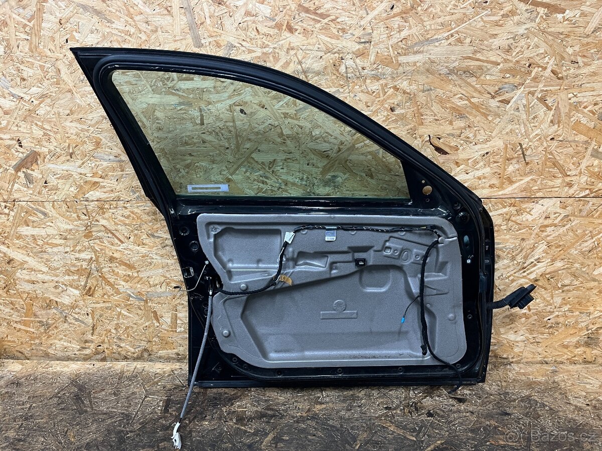 NASTROJENÉ LEVÉ PŘEDNÍ DVEŘE BMW E61/60 Black Sapphire Met. - 5