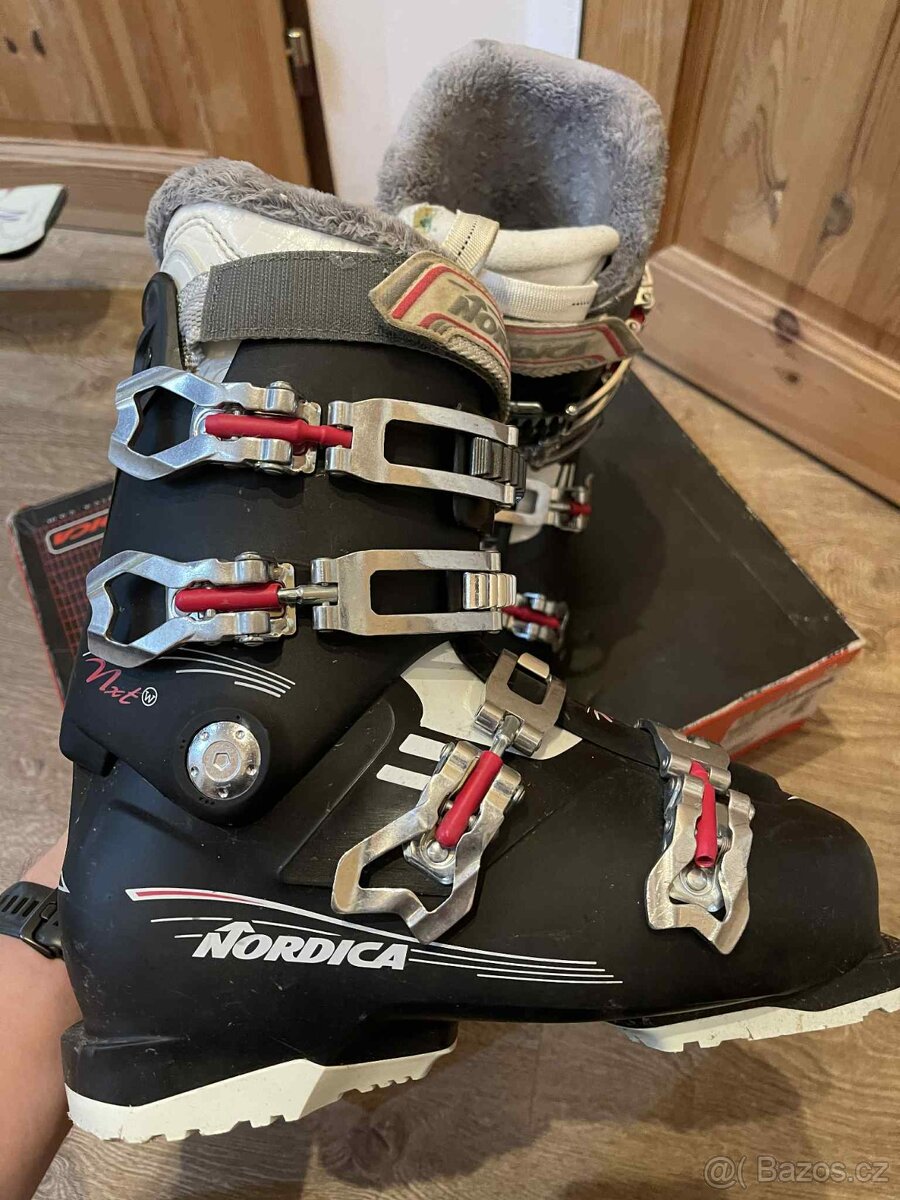 Lyžařské boty Nordica NXT 55 W, Vel. 25.5 - 5