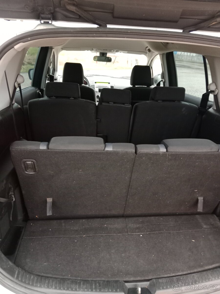 Mazda 5 - (5-7 míst ) - 5
