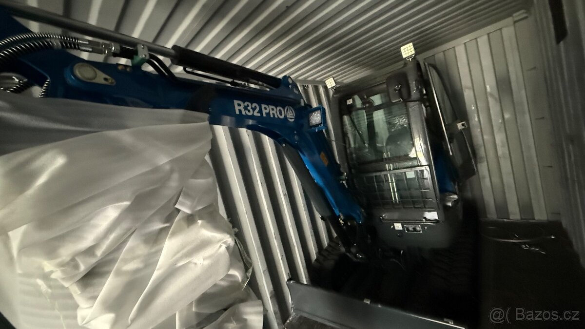 Minibagr minirypadlo rypadlo RIPPA R18 Motor Kubota - 5