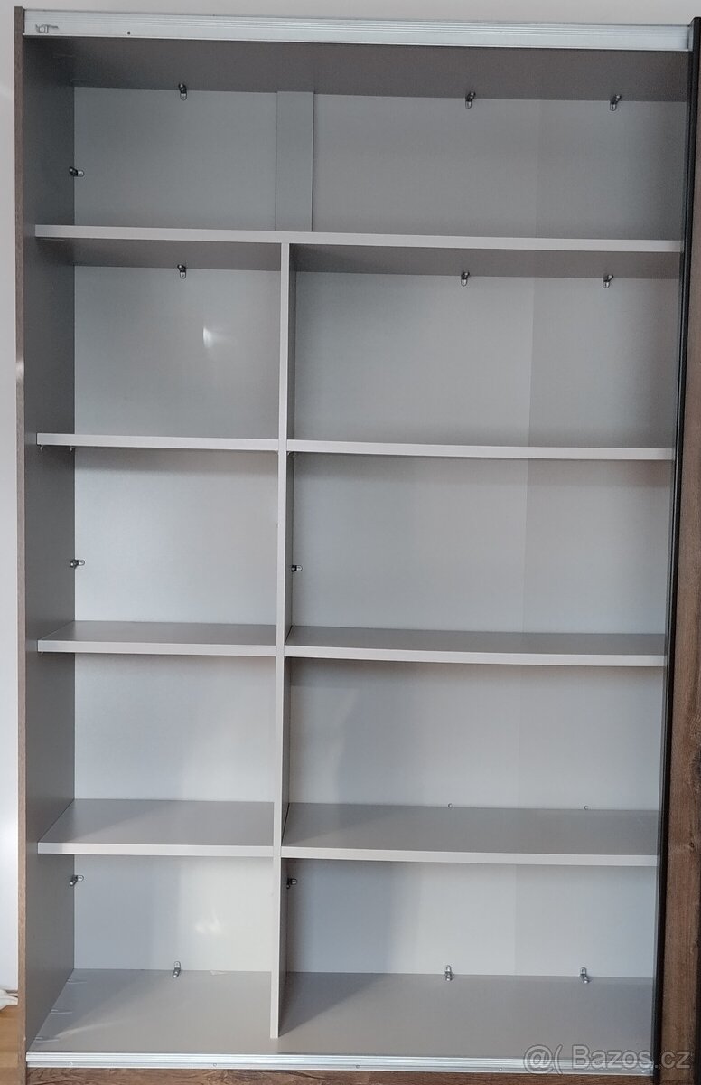 na prodej šatní skříň BELLEVUE - 5