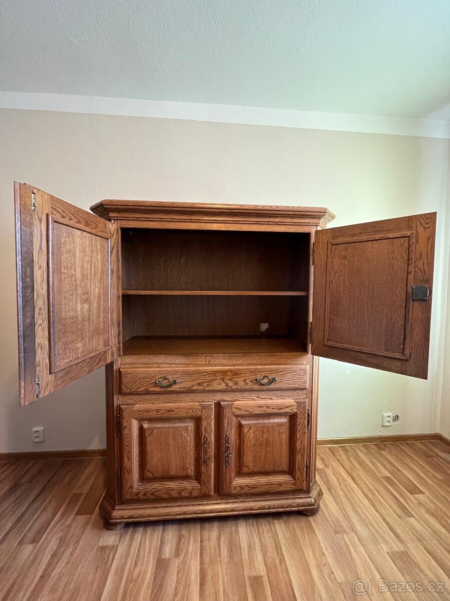 Rustikální komoda - 5
