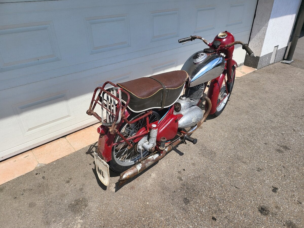 Prodám Jawa 11/250 pérak s TP - 5