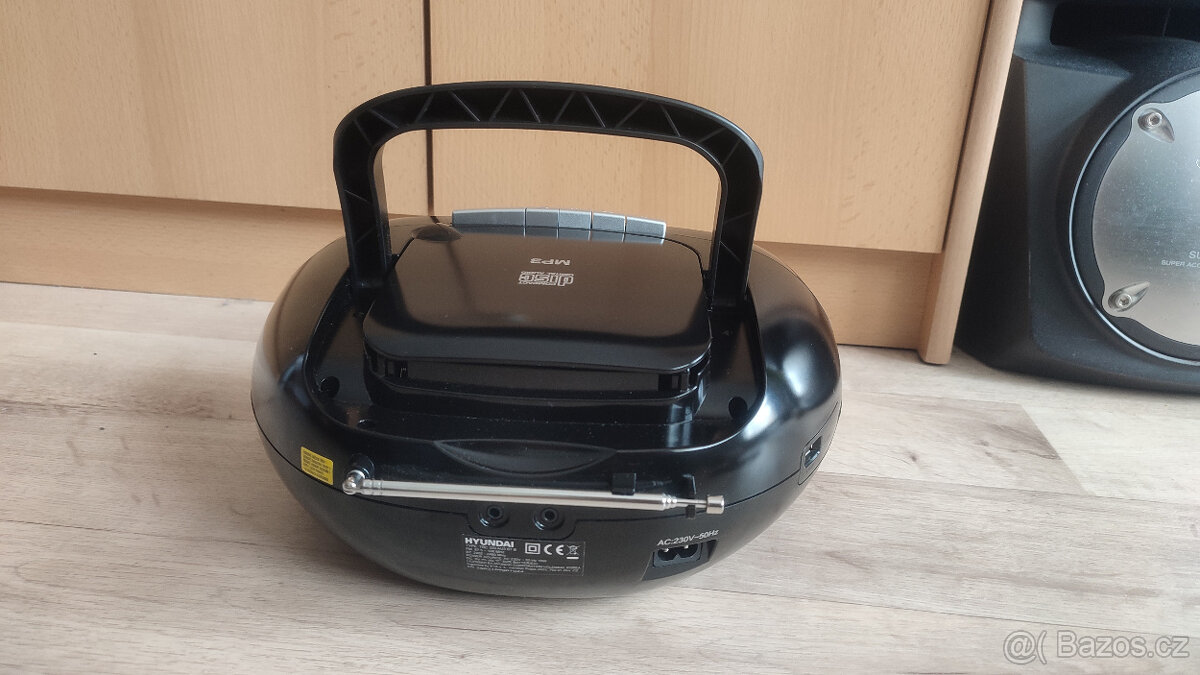 Hundai přenosný radiomadnetofon TRC 333 AU3 BT Bs CD/MP3/USB - 5