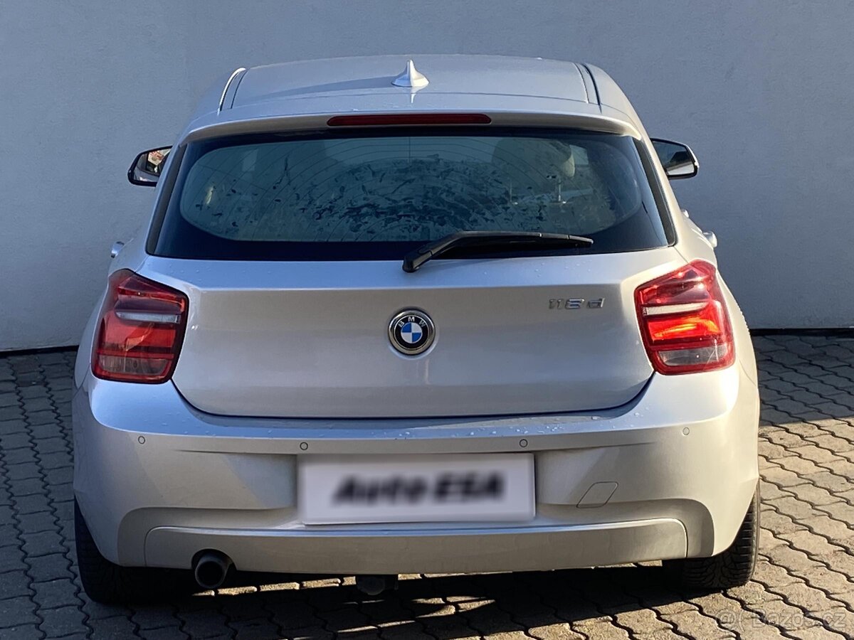 BMW Řada 1 2.0 D , 105 kW nafta, 2012 - 5