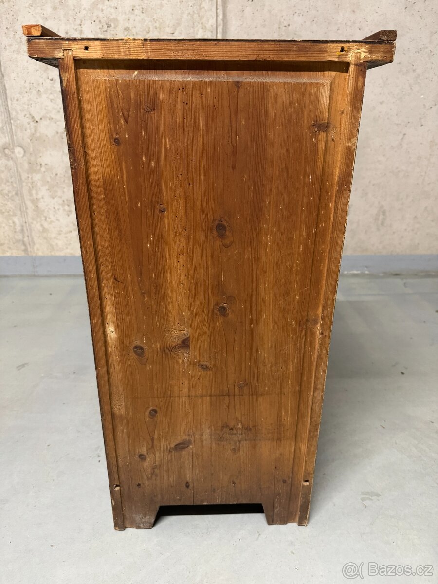 Starožitná skříňka - noční stolek - 5