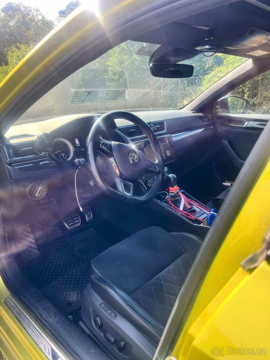 Škoda Superb combi 2.0 tsi, 206 kw - 5