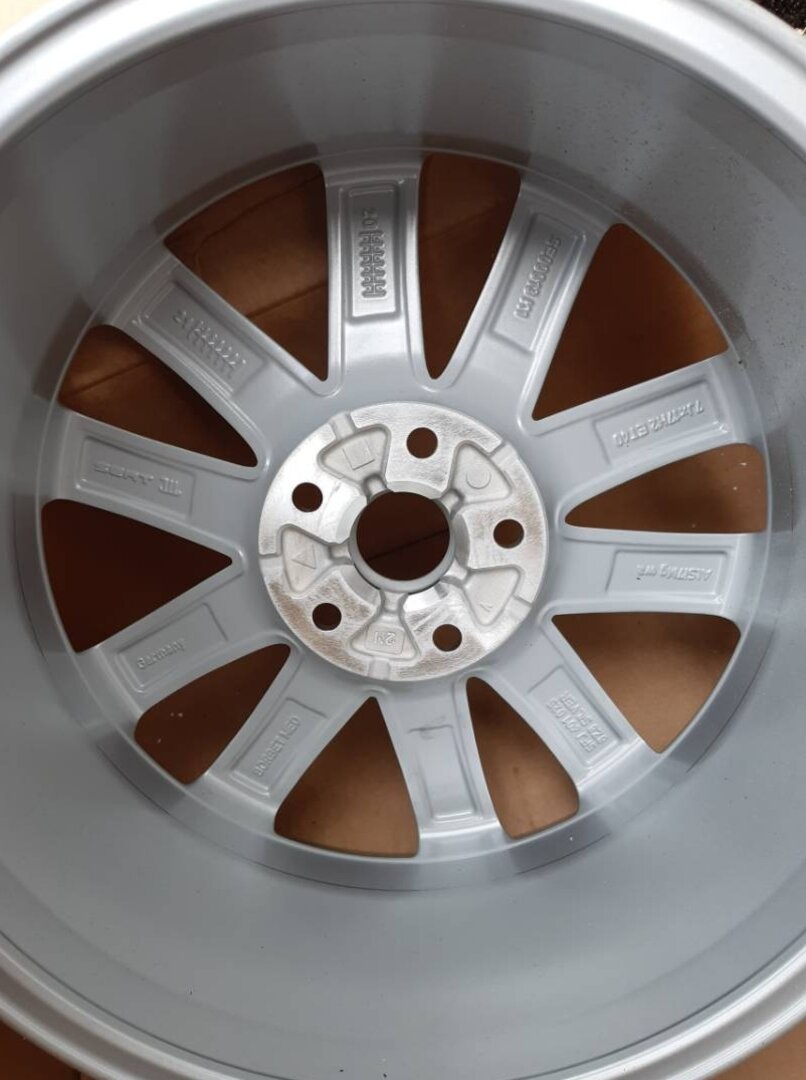 Alu disky Seat tarraco R17 ET40 - 5