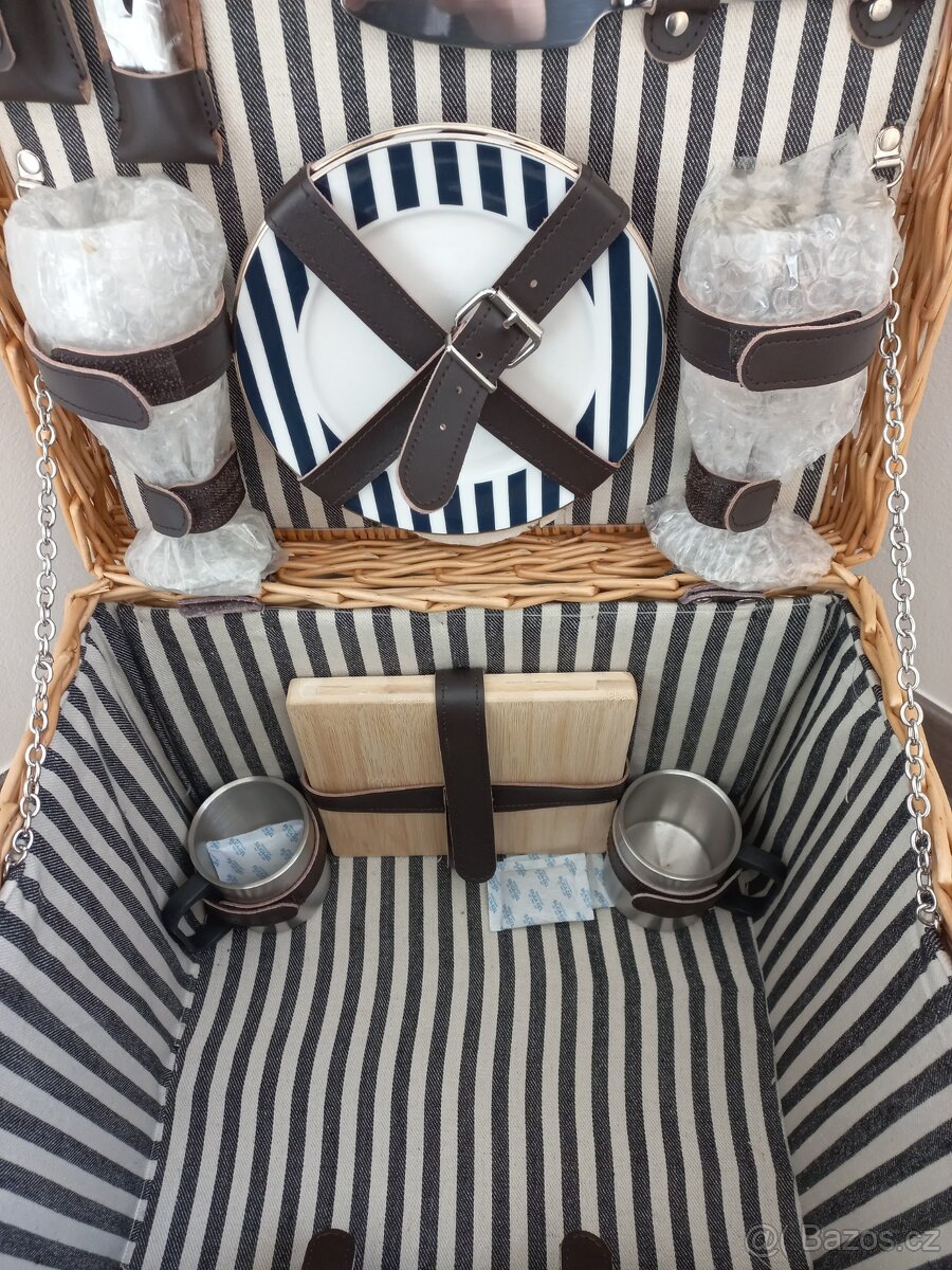 Krásný nový piknikový koš - 5
