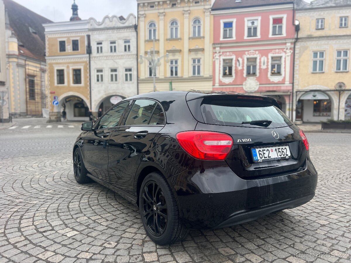 Mercedes-Benz A180 Automat - 5