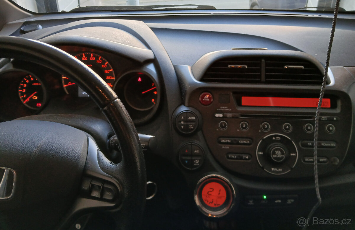 Honda Jazz 1.4 i-VTEC ve výbavě Comfort Plus - 5