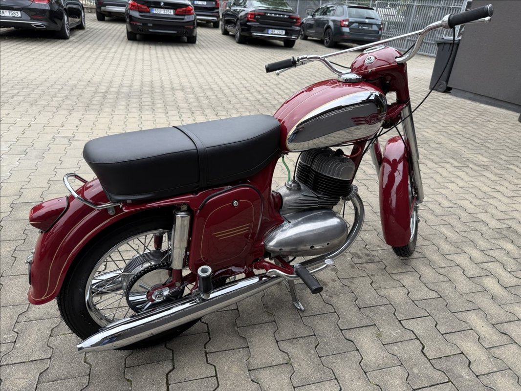Jawa 350/354 Panelka 1965 - 5
