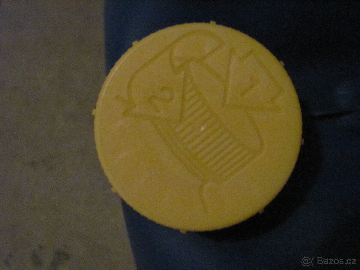 škoda -nekoupit- kanystry- čisté-.Plzen - 5