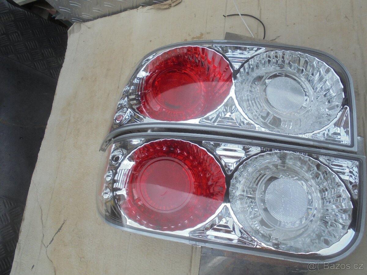 SUBARU IMPREZA - Zadní čirá světla - 5