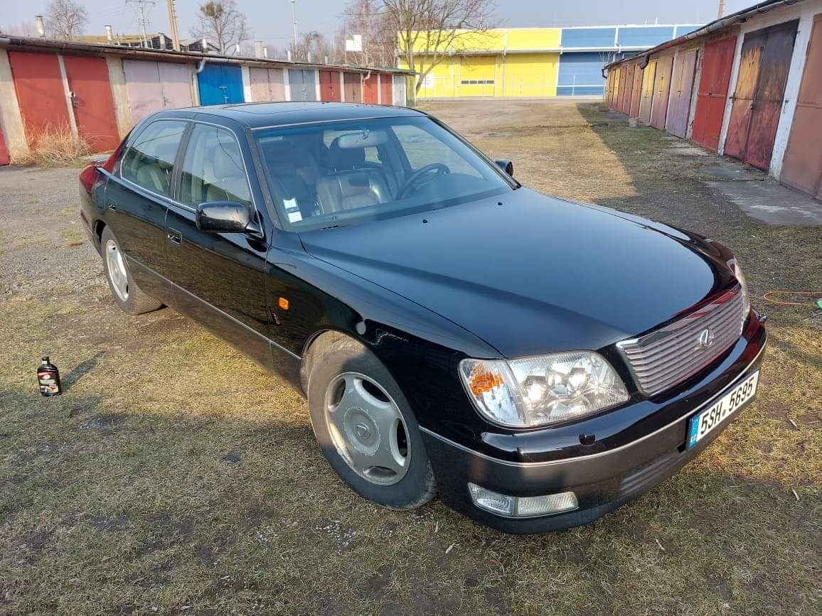 Lexus LS 400 - 5