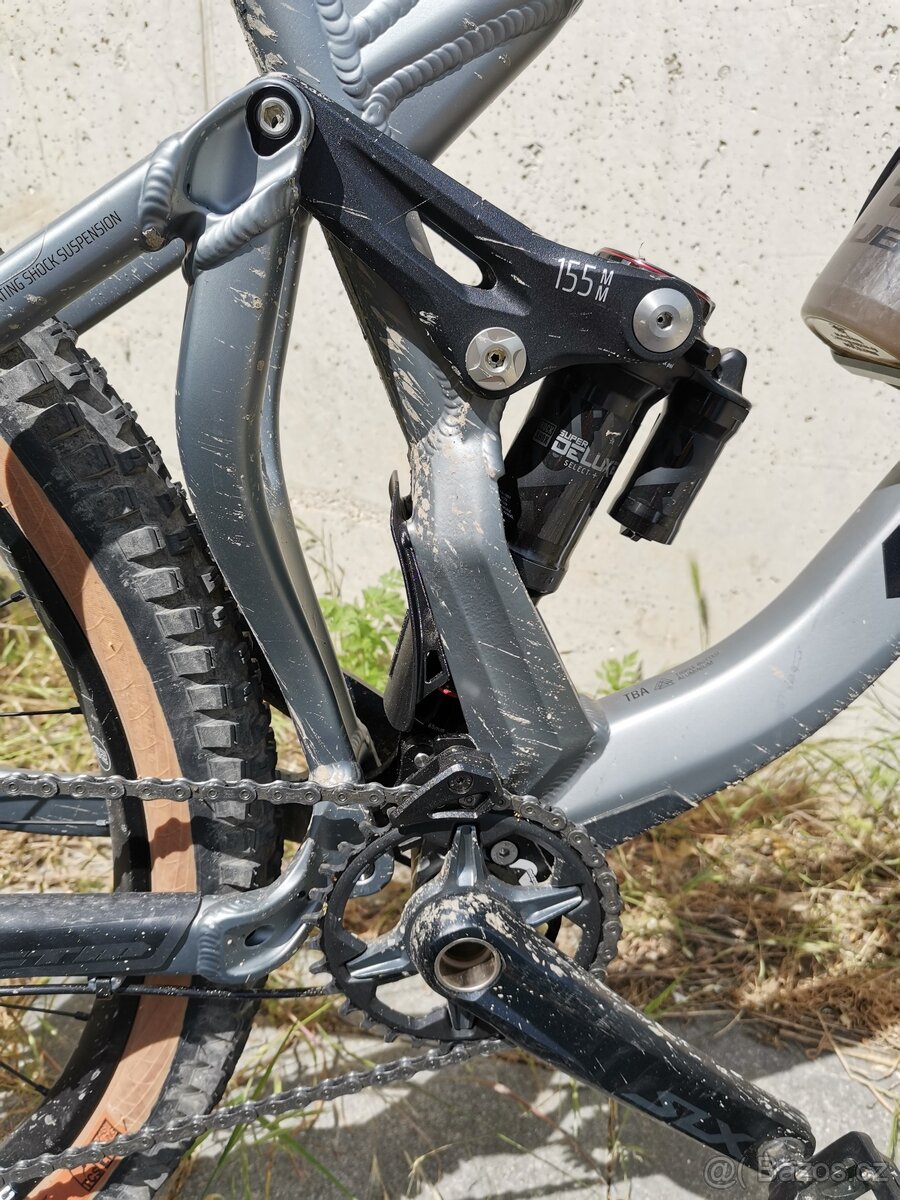 CTM Scroll chránič zadného tlmiča (2018-2025) - 5