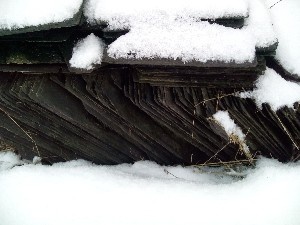 Kovové rošty - pozin., branka, hřebíky, pojistky, zásobník - 5