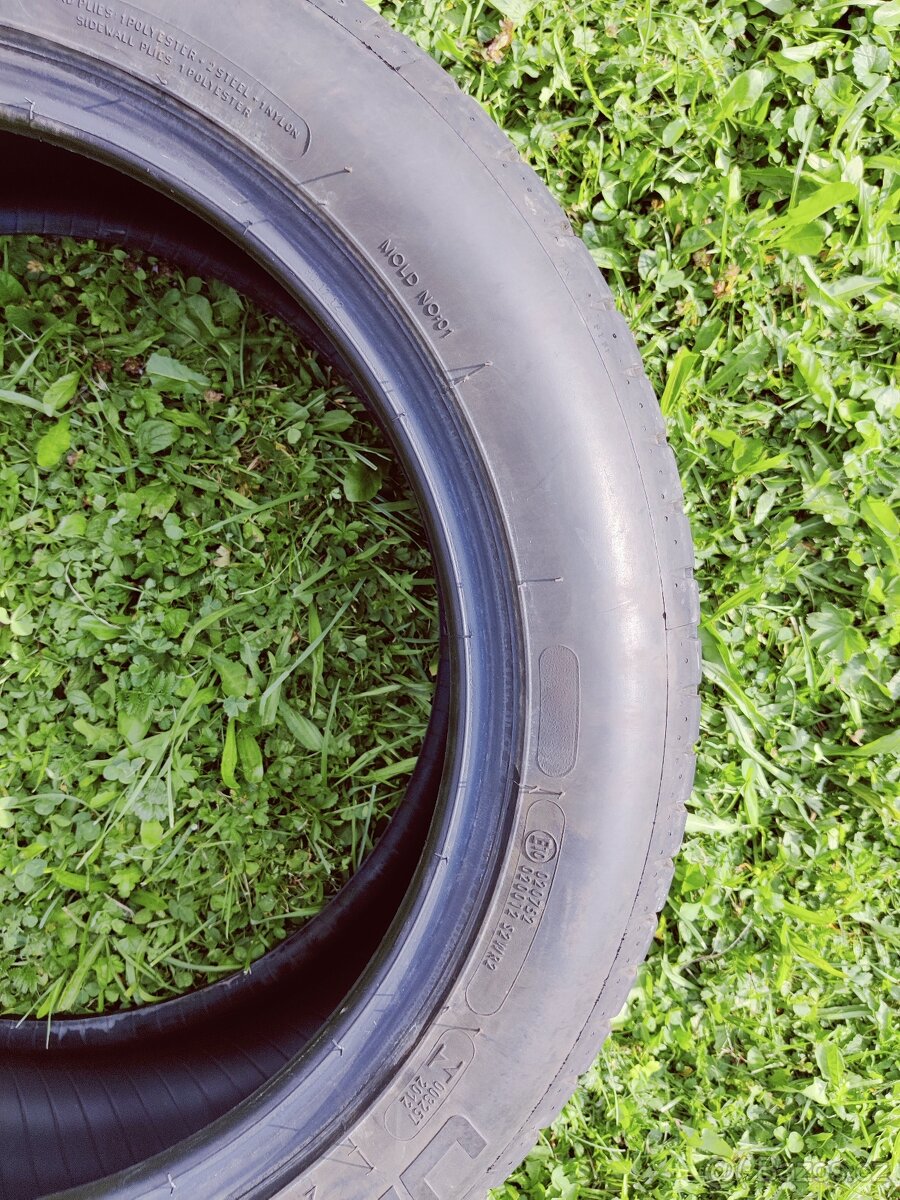 Sebring Ultra High Performance 205/55/R17/95W - 5