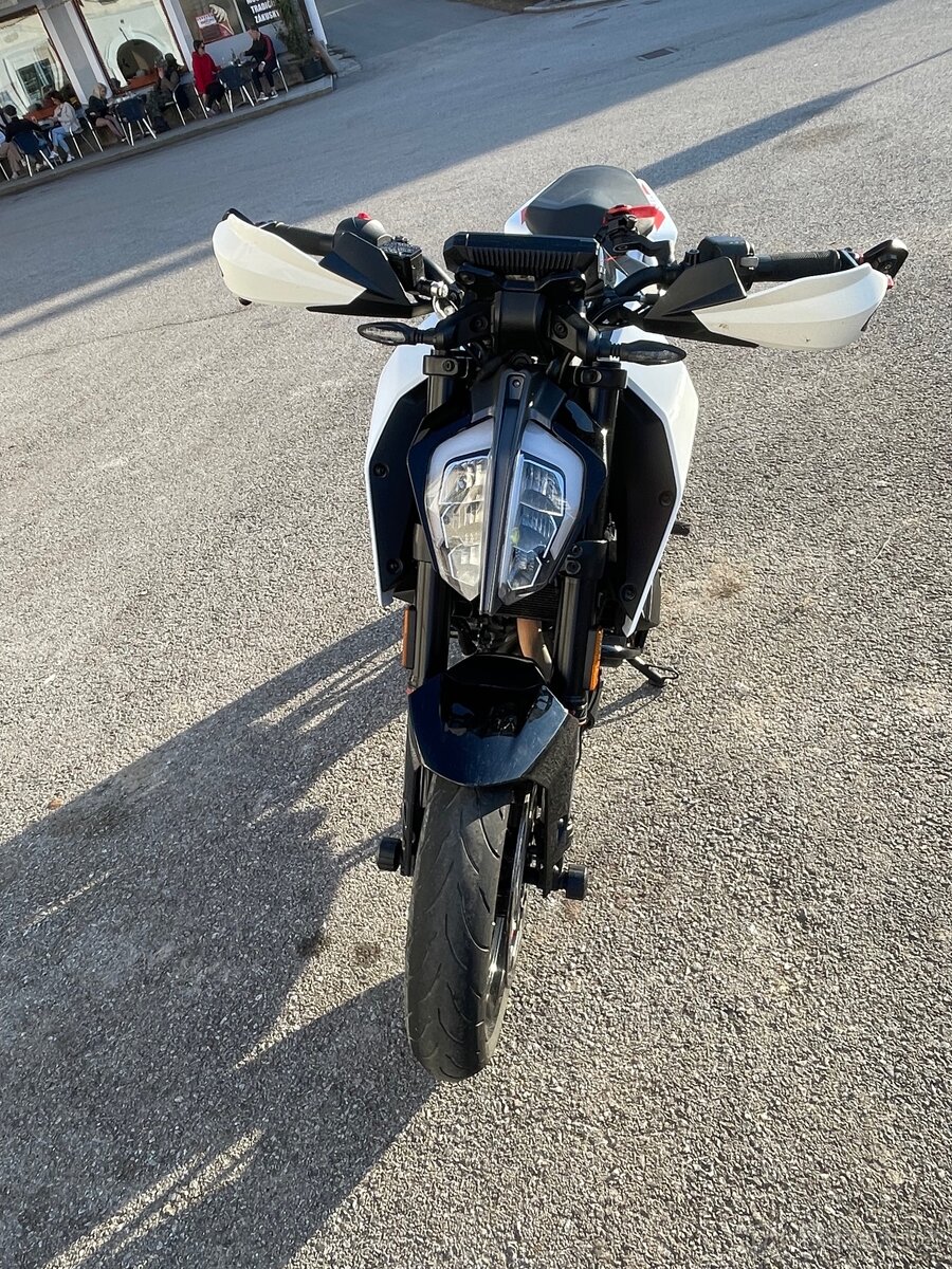 Ktm duke 390 - 5
