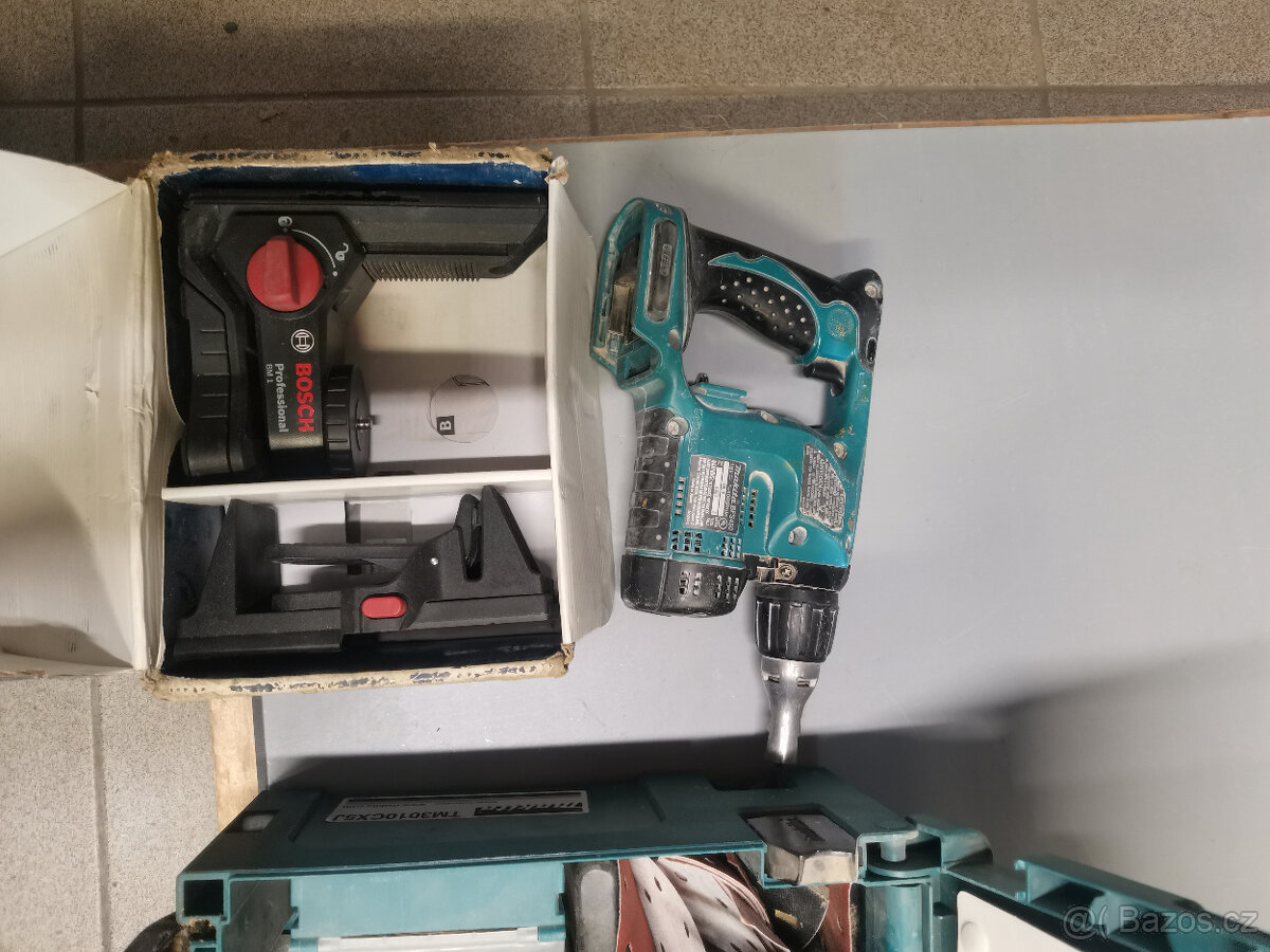 Wurth přímočarka, podstavec, Makita oscilačka+ SDK šroub - 5