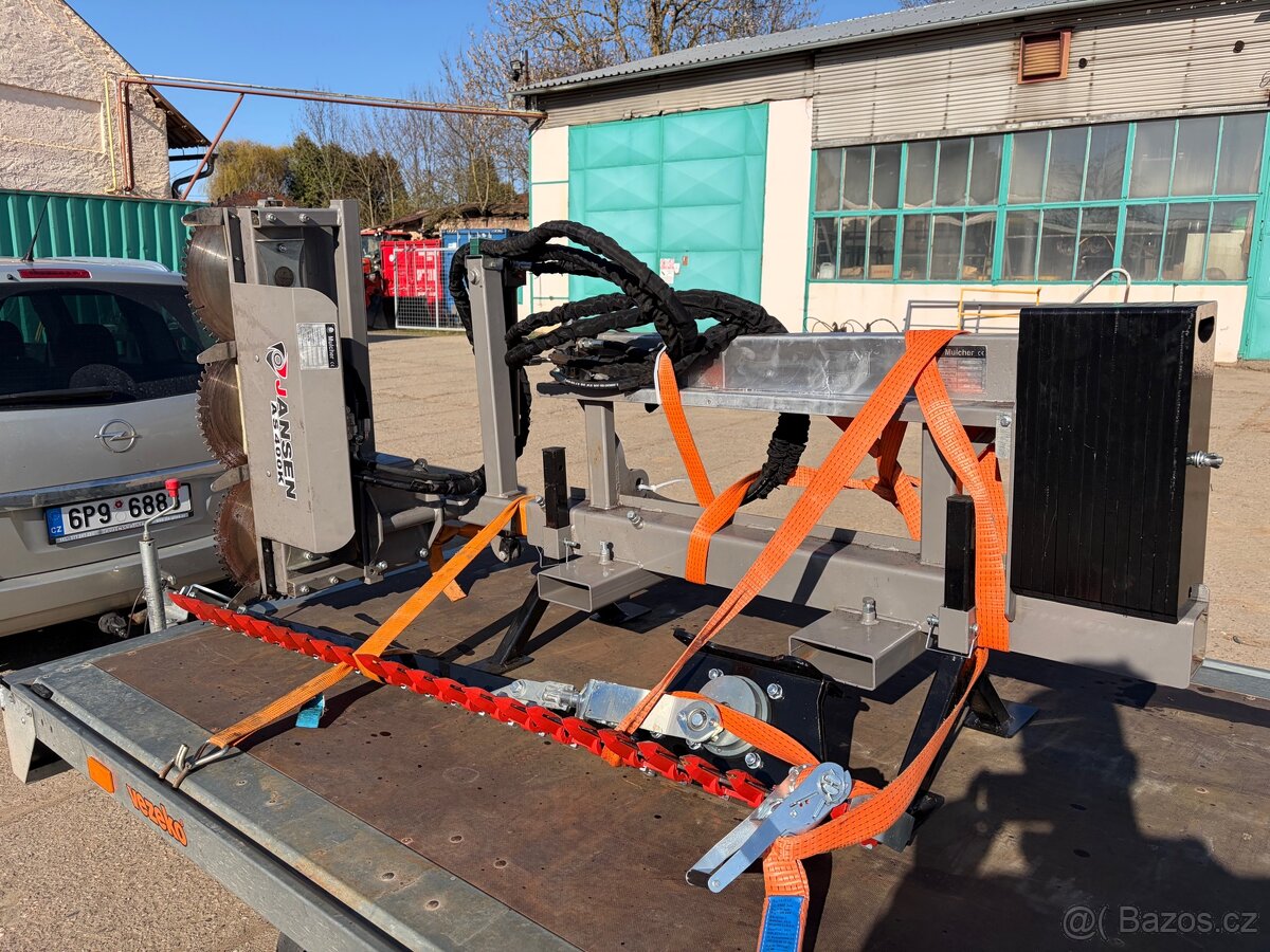 Pila na traktor Jansen - 5