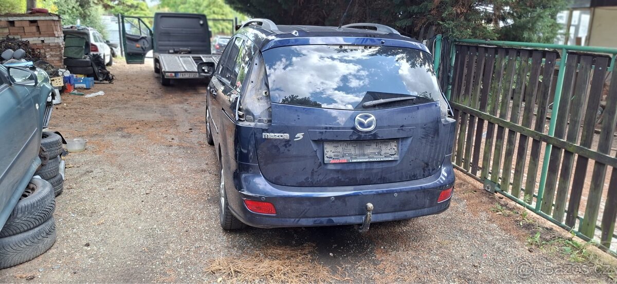 Mazda 5 MPV - 5