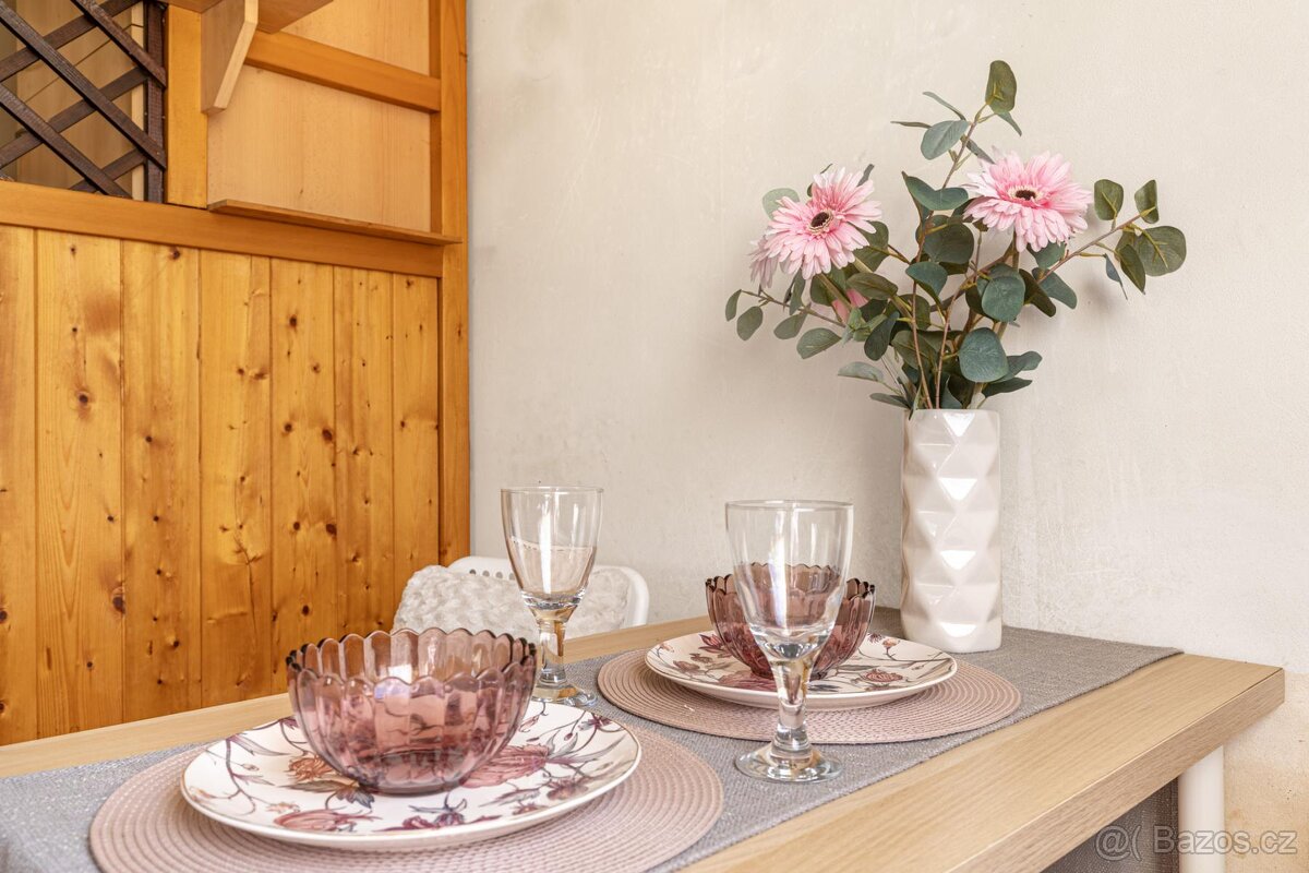 Prodej chaty, 74m2, zahrada 283m2, Velké Popovice - 5